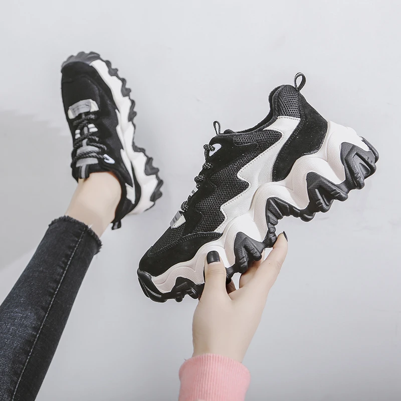 Женские кроссовки на массивной платформе модные повседневные дизайнерские