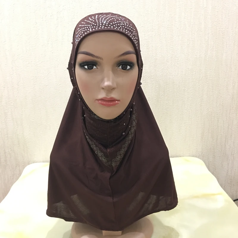 H1333 latest muslim one piece pull on hijab with lace and beads islamic amira muslim scarf arabic headwrap