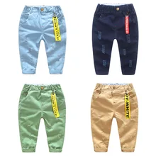 Весна стиль гусеничный корейский стиль Мода с отверстиями Civic брюки мальчиков универсальные детские штаны для кормления