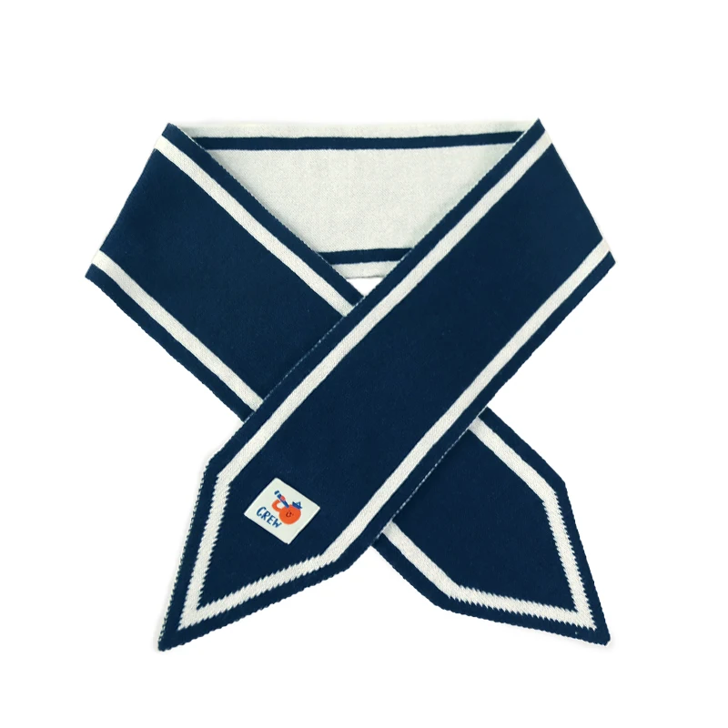 Шарф женский вязаный в полоску с вышивкой из мультфильмов зимний 2020 |