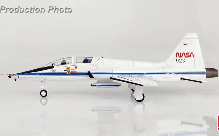 HM США T-38A Talon Chase самолет миссия для космический челнок 1/72 литой самолет