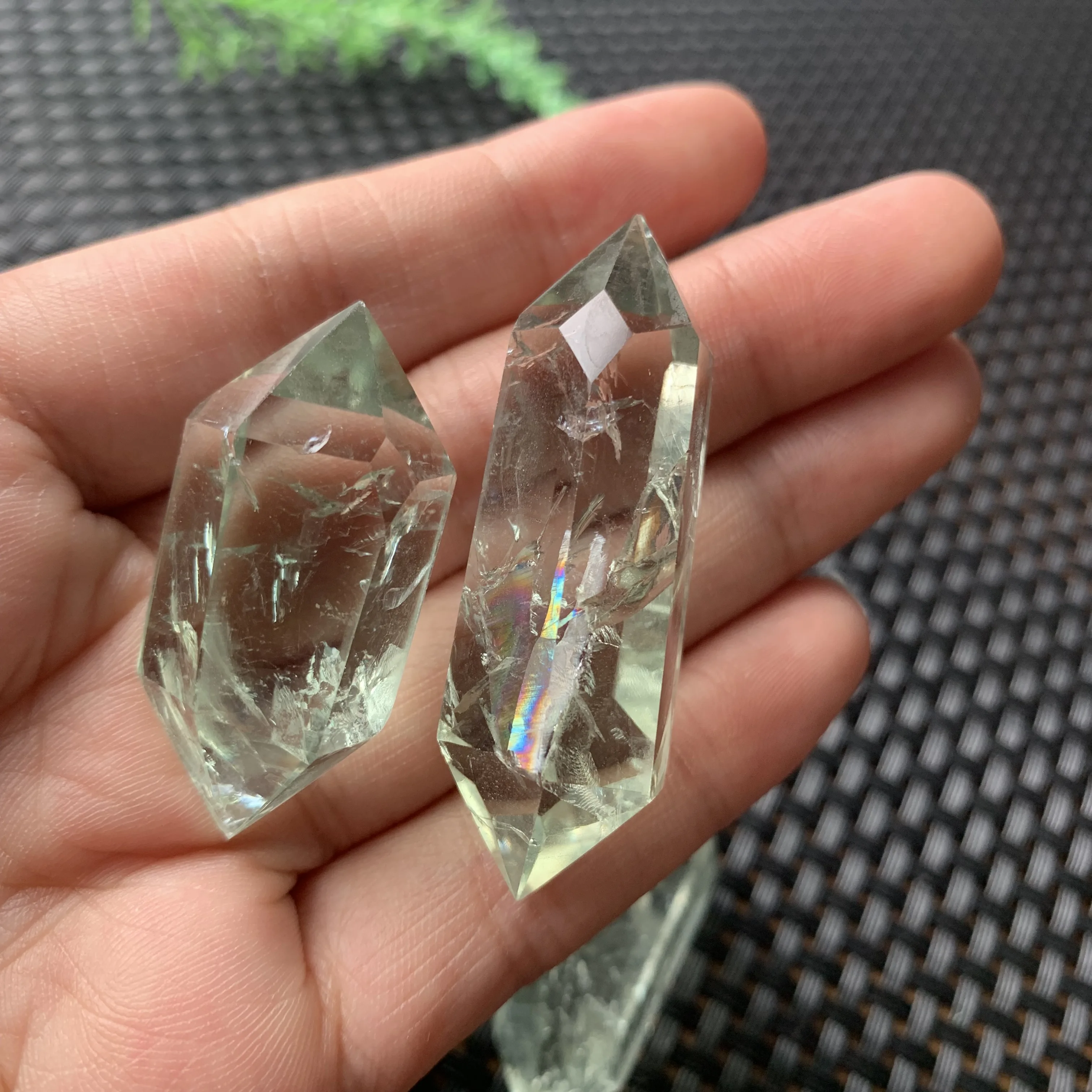 

20-25g High Quality Natural Small Green Quartz Crystal Double Crystal Stone Wand