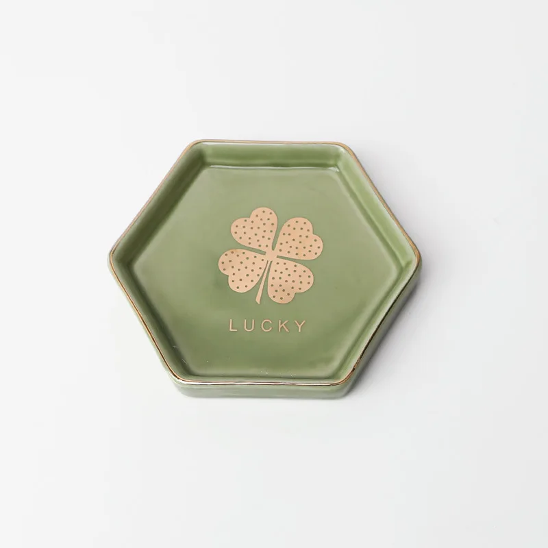 Green luckyClover Маленькая ручная керамическая тарелка с фламинго, КАКТУСОМ, ананасом, тарелкой, декоративное украшение, брелок, тарелка, ожерелье для хранения, туалетный столик, лоток - Цвет: Green luckyClover