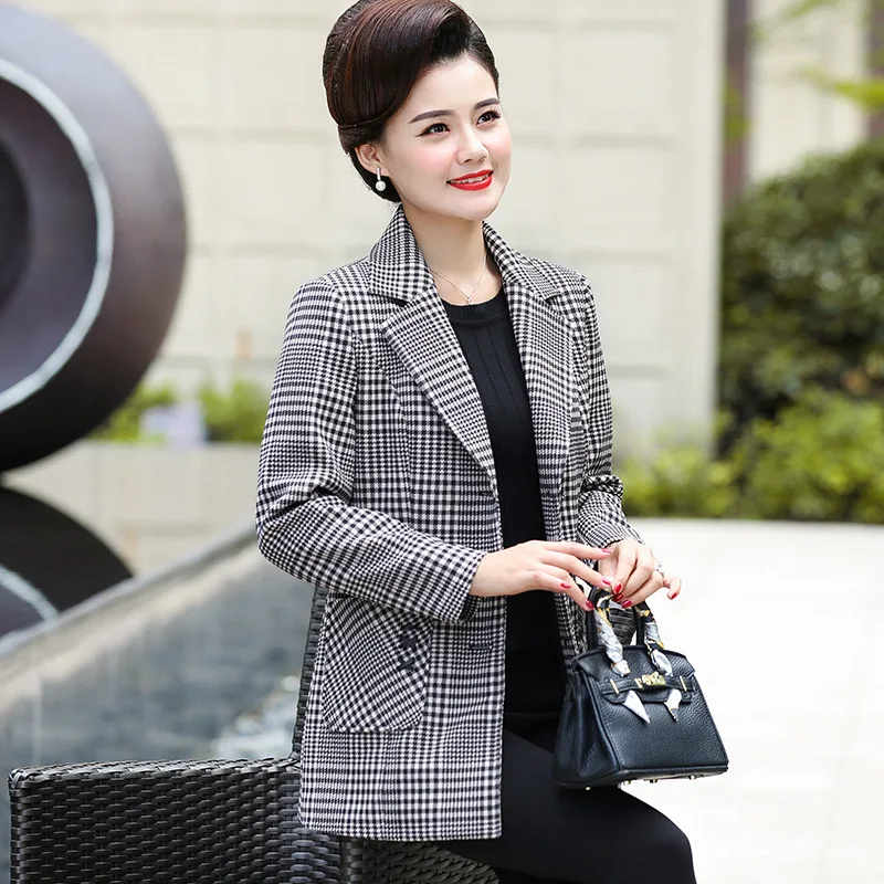 

Middle-aged Mom Spring And Autumn Plaid Coat 40-Year-Old Middle-aged Women's Small Suit Fold-down Collar Western Style Trench Co