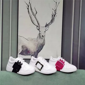 

2020 new net celebrity sports all-match white shoes color matching is thinner women's shoes increase street casual shoes