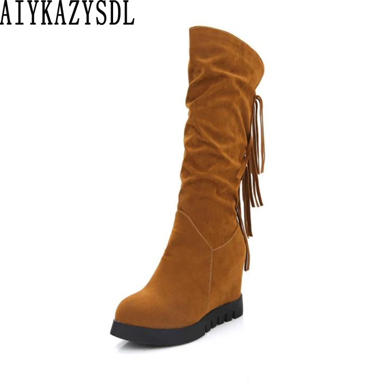 

AIYKAZYSDL Women Tassel Fringe Boots Ridding Knight Boots Wedge Hidden Heel Flat Shoes Flock Autumn Winter Bootie Plus Size