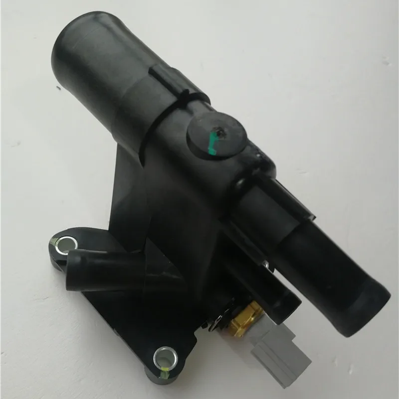 

Water temperature sensor four-way pipe for S80L XC60 S60 2.0T Five-way hose seat Water temperature sensor carrier