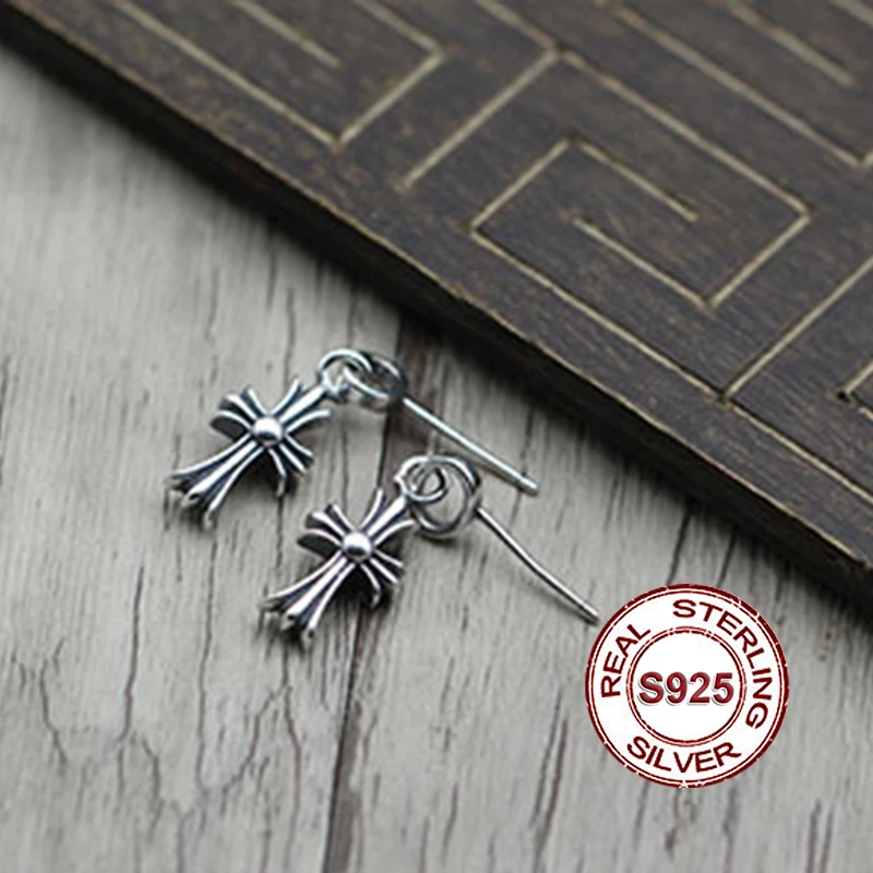 

S925 Sterling Silver Men's Earrings Personality retro punk style Cross shape Send a gift to love 2019 new hot