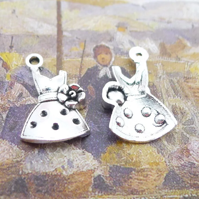 

20pcs/lot 13x20mm Cute Girls Skirt Dress Charms Antique Silver Color Pendants for DIY Jewelry Making Charm