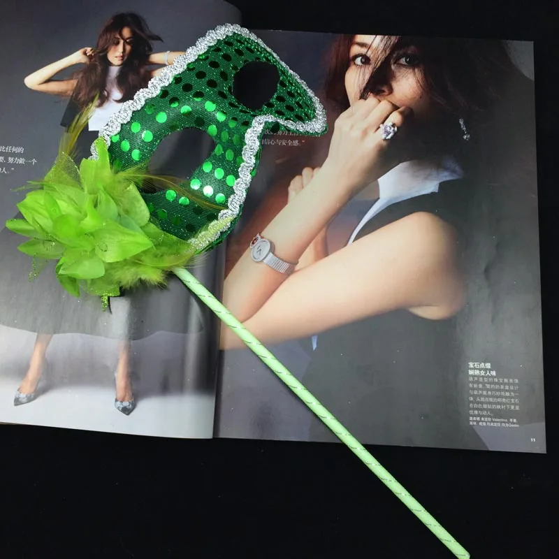 Sequin Flower Hand-Held Mask(8-Color Selectable) Ball Performance Mask Halloween Articles