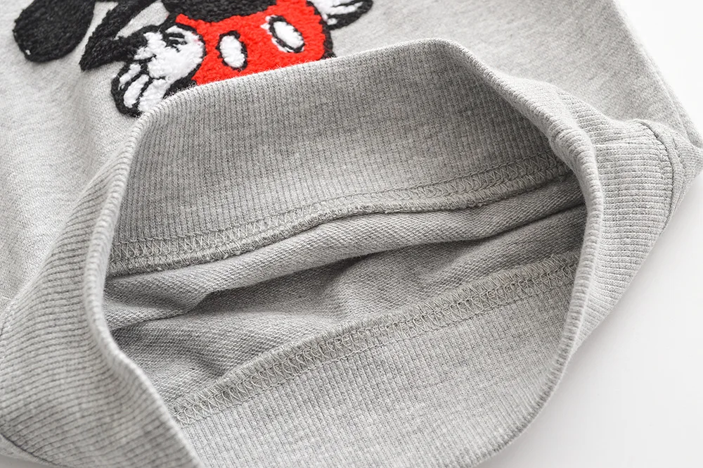 Moletom de Algodão Estampado para Meninos e Meninas Moletom Estampado Mickey Minnie Mouse Infantil Outono 2020 16 Cheap Agasalhos e moletons