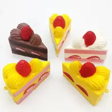 

New Squishy slow rebound triangle small cake strawberry bread slow rebound cake mobile phone pendant cake slow rebound Report