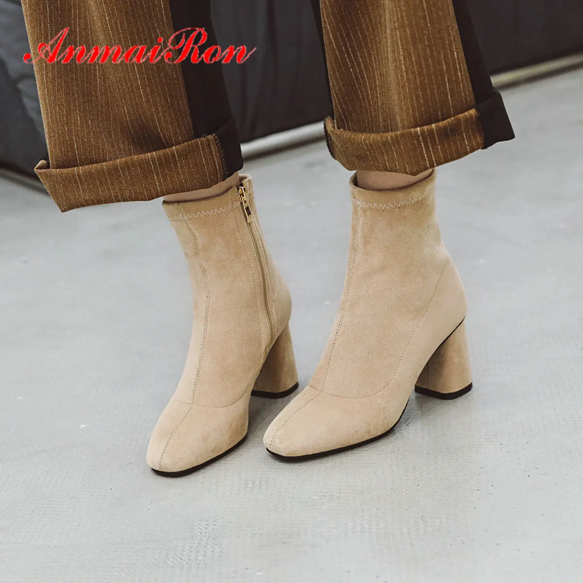 

ANMAIRON Ankle Boots for Women Round Toe Basic Zip Faux Suede Women Shoes Square Heel Short Plush Women Boots Winter Size 34-43
