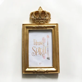 

Portable Office Crafts Wall Art Resin Photo Frame Living Room Gold Crown Home Decoration Nordic Style Gift DIY With Kickstand