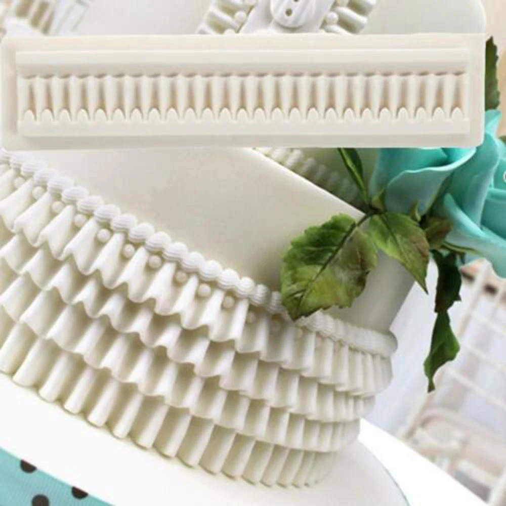 

New Small Dress Skirt Pleated Three-dimensional Edging Cake Mold Fondant Cake Silicone Mold Baking Utensil Cake Decoration