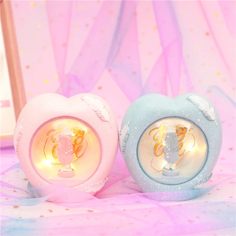 Сердце перо ночник смолы фигурки #2342 украшения дома игрушки коллекционная игрушка подарок на день рождения детей