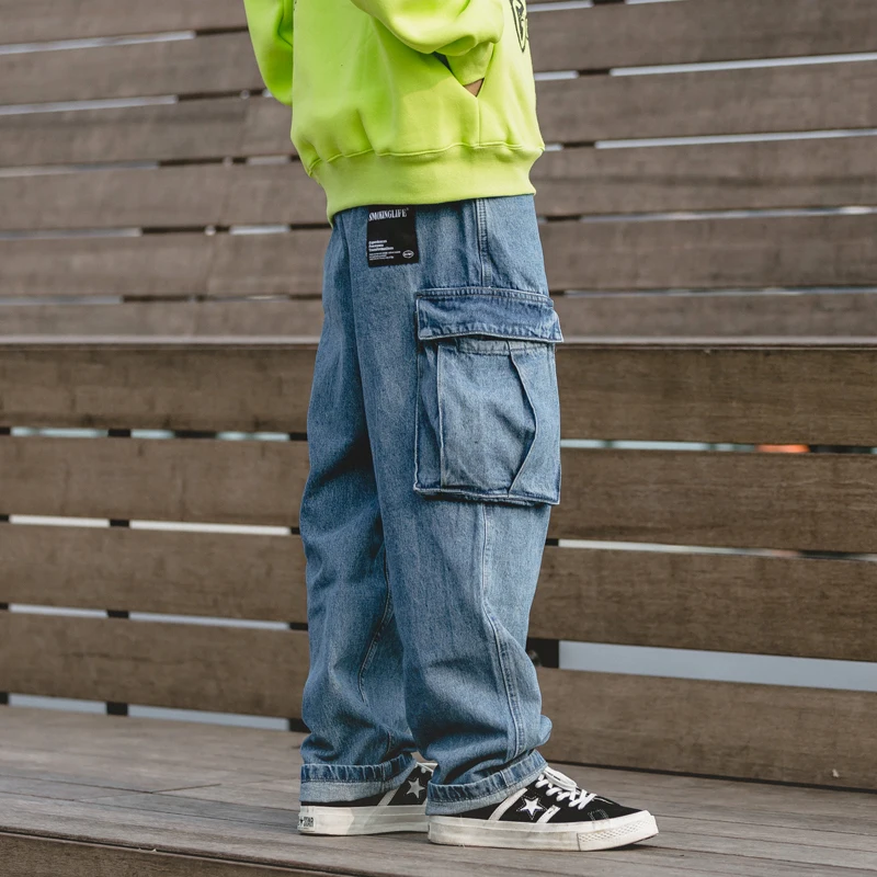 Loose-Fit Belt Jeans Pria Sekolah Tua 