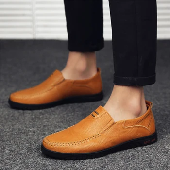 

2020 New Men Casual Shoes Genuine Drive Leather Summer Casual Men Men Loafers Shoes Lazy Style Breathable Plus Size 37-47