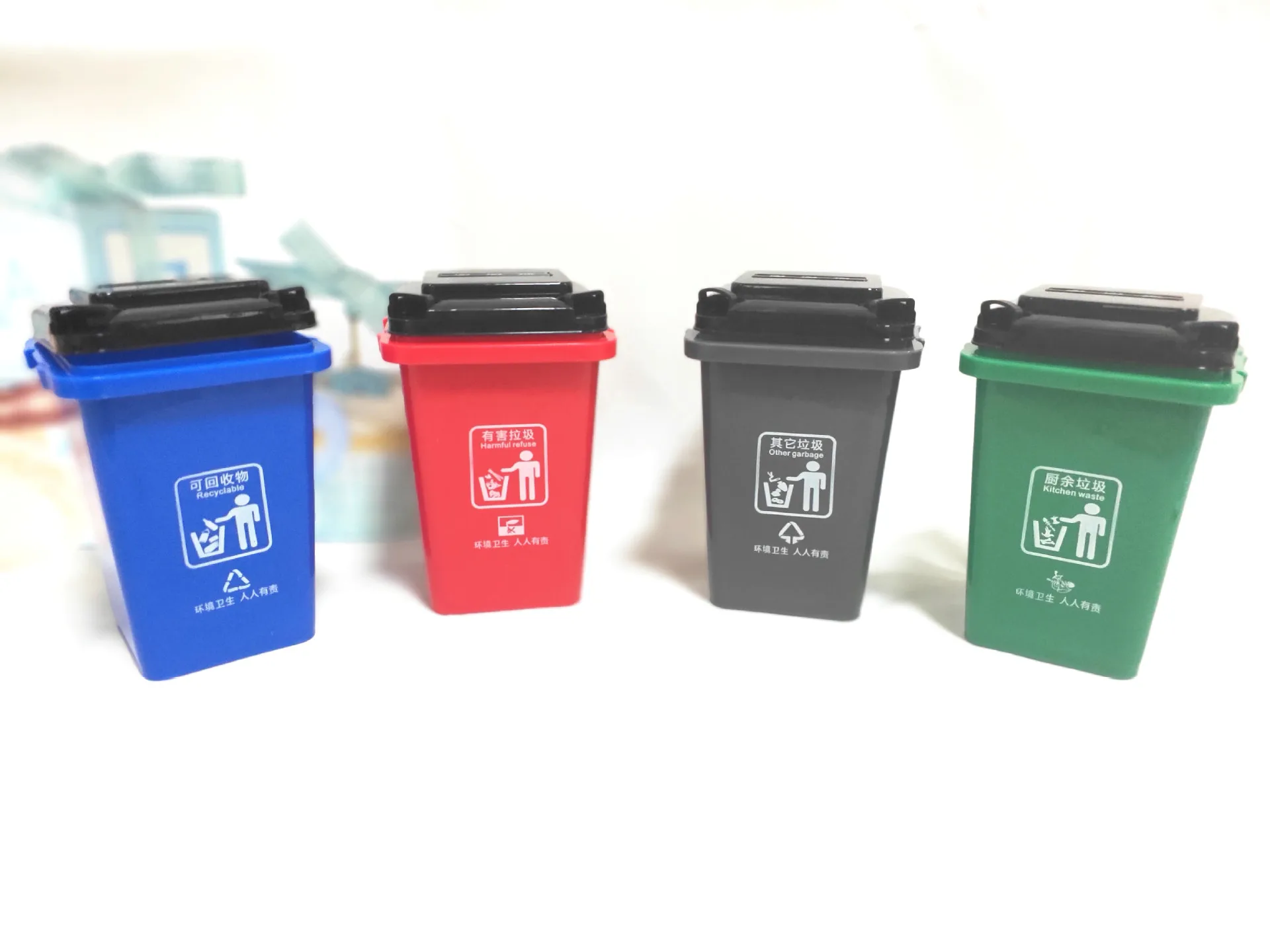

Factory Price Kindergarten Teaching Aids Tabletop Game Garbage Compartmental Brain Force Competition Educational Card Children E