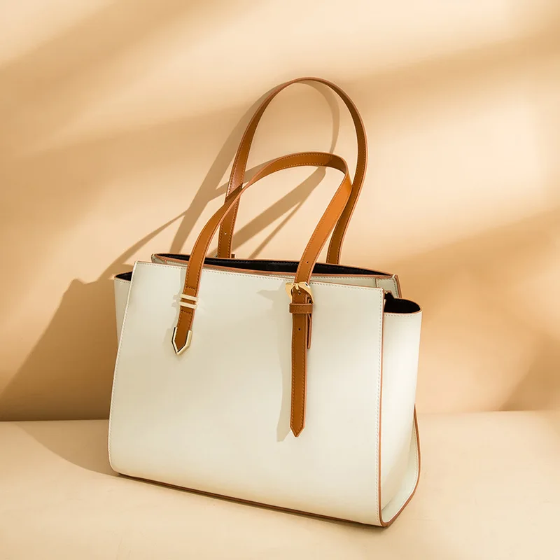 

2019 new European and American leather handbag fashion bag female shoulder bag commute Messenger bag