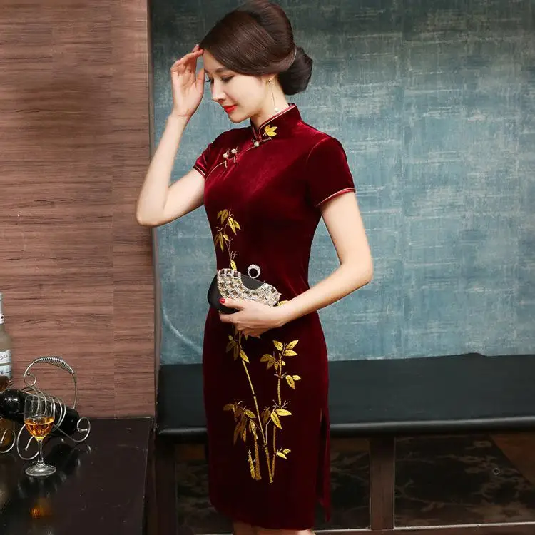 Сексуальное вечернее платье Cheongsam с вышивкой, женское китайское платье на осень, новое бархатное платье с воротником-стойкой, Qipao, платье размера плюс - Цвет: Claret B