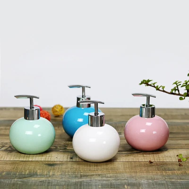 

Soap Dispensers Ceramic Emulsion Dispensing Bottle Portable Shower Gel Hotel Club Hand Shampoo Bottle 350ml Free Shipping