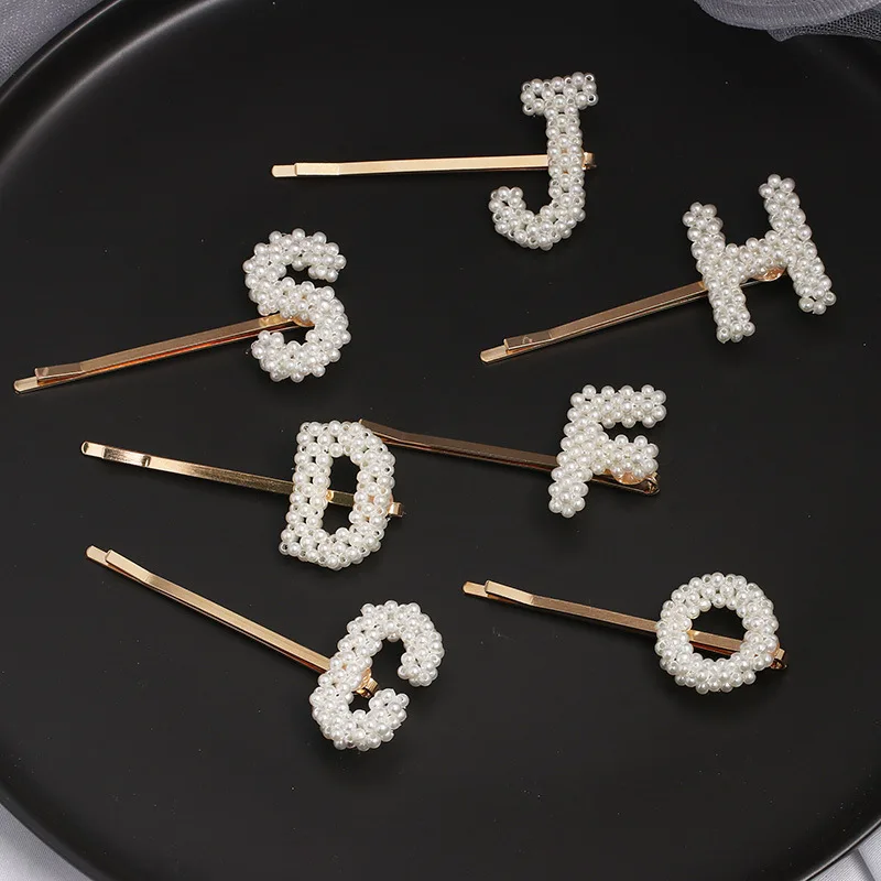 

2019 New Fashion INS Hot Letter Initial Pearl Hair Clip For Women Elegant Barrette Hairpin Wedding Hair Styling Accessories Gift