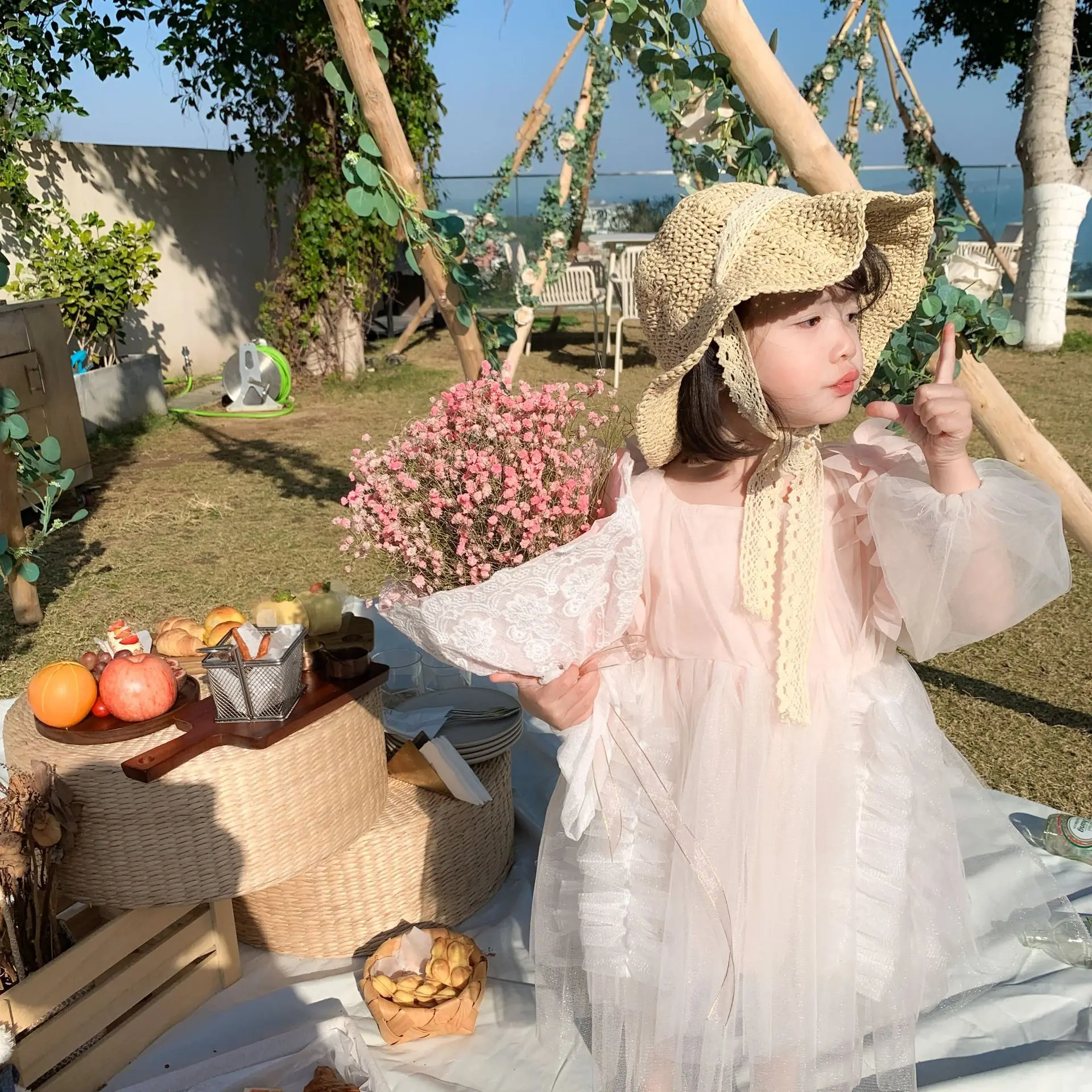 

2020 Spring Girls New Baby Long Sleeve Lace Fairy Princess Dresses Children Kids Solid Color White Cotton Flare Sleeve Dress