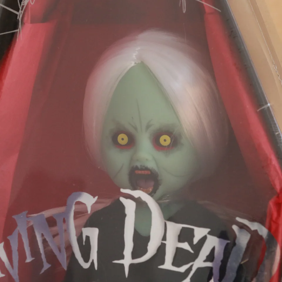 living dead dolls banshee