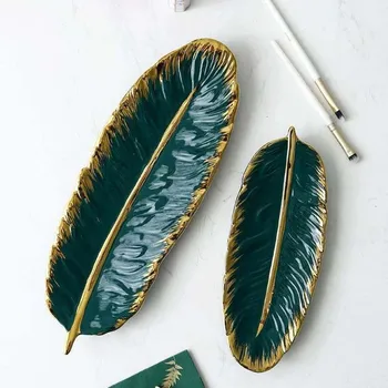 

European Dark Green Feathers Storage Tray Ceramic Artware Sculpture Desktop Sundries Fruit Tray Home Decoration Accessories Gift