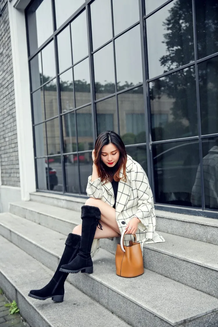 Boots Women Knee High Motorcycle Boots Bow-tied Slip On Martin Boots All Match British Style fashion warm plush Plus Size 44