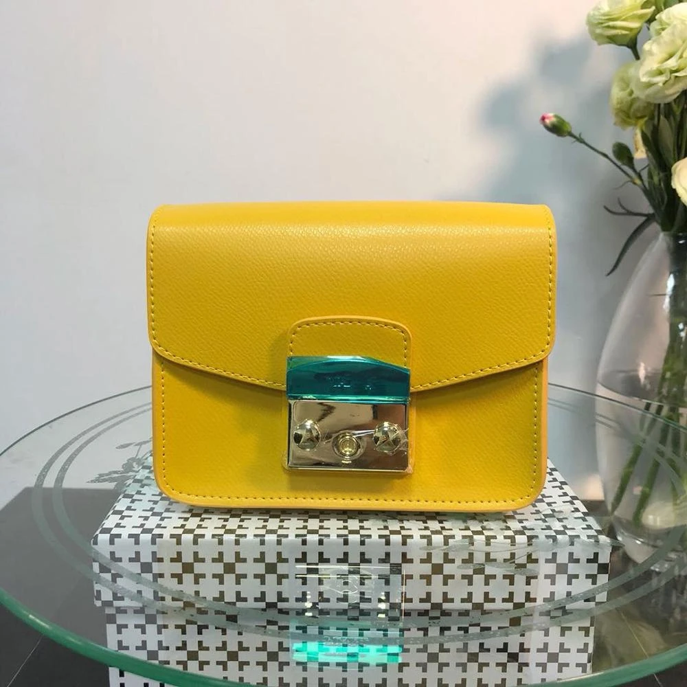 

Famous Brand Women Genuine leather Handbag Flap Shoulder Bags 2019 Female Luxury Small Handbags Designer Mini Crossbody Bag