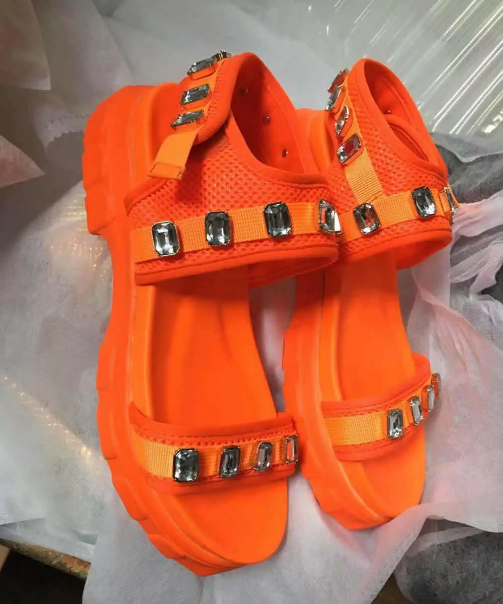 77782f71a1cb160a5bb4aab586cbe2c