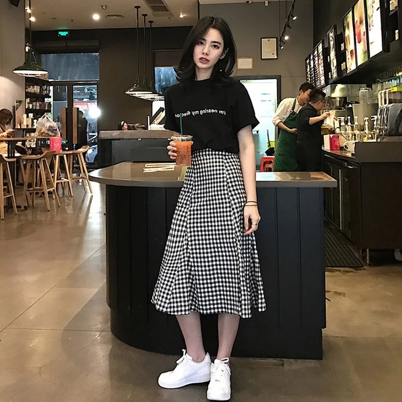 

Hong Kong Flavor Graceful Scheming CHIC Fashion Tops with Half-length Skirt Two-Piece Set