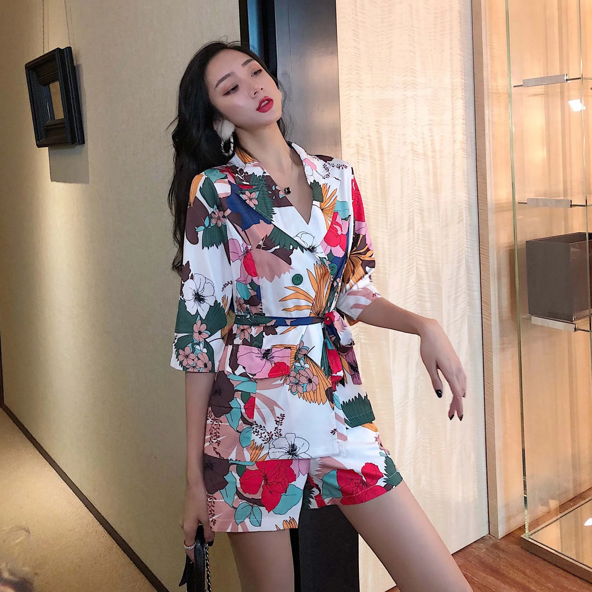 

Photo Shoot 2019 New Style Versitile Fashion Hong wei yang Gas Printed Shorts WOMEN'S Suit