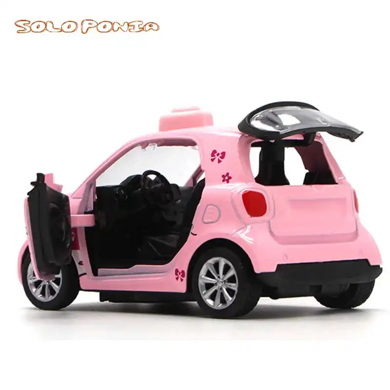 hello kitty diecast cars