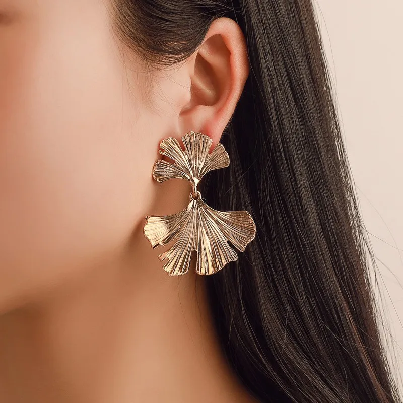 

Geometric Metal Leaf Earrings for Women Fashion Trendy Charms Statement Elegant Dangle Drop Earring Jewelry Gift for Girls