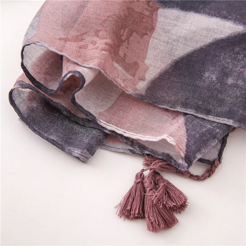 11495293640_906224695