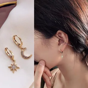 

Korean Series Cool Micro Pave Ear Stud Female Asymmetric Moon and the Stars Earrings Exquisite Zircon Set Ear Ring Elegant
