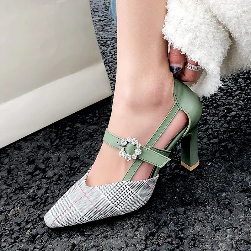 

2019 New Style Pointed Toe Chunky Heel High School with Closed-toe Sandals Women's Summer Versatile Korean-style A- line Buckle