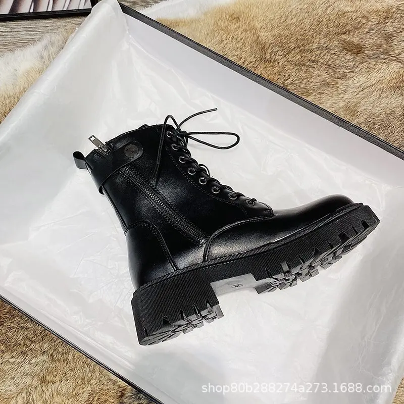 A14 Thick-soled Martin boots women's British leather 2020 new boots children's feet small motorcycle short boots.