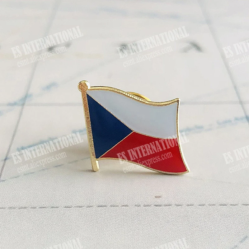 Czech Republic National Flag Lapel Pins Crystal Epoxy Metal Enamel Badge Paint Brooch Souvenir Suit  Personality  Commemorative