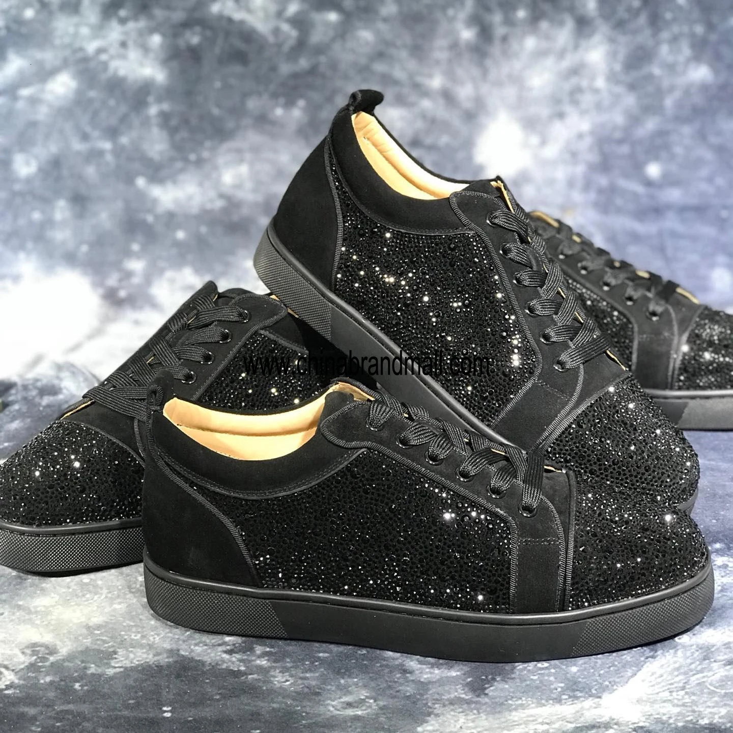 

Low Top Loafers Brand Glitter Shoes For Mens Bling Bling Glitter Sneakers Men Black Rhinestones Men Shoes Lace Up Red Bottom
