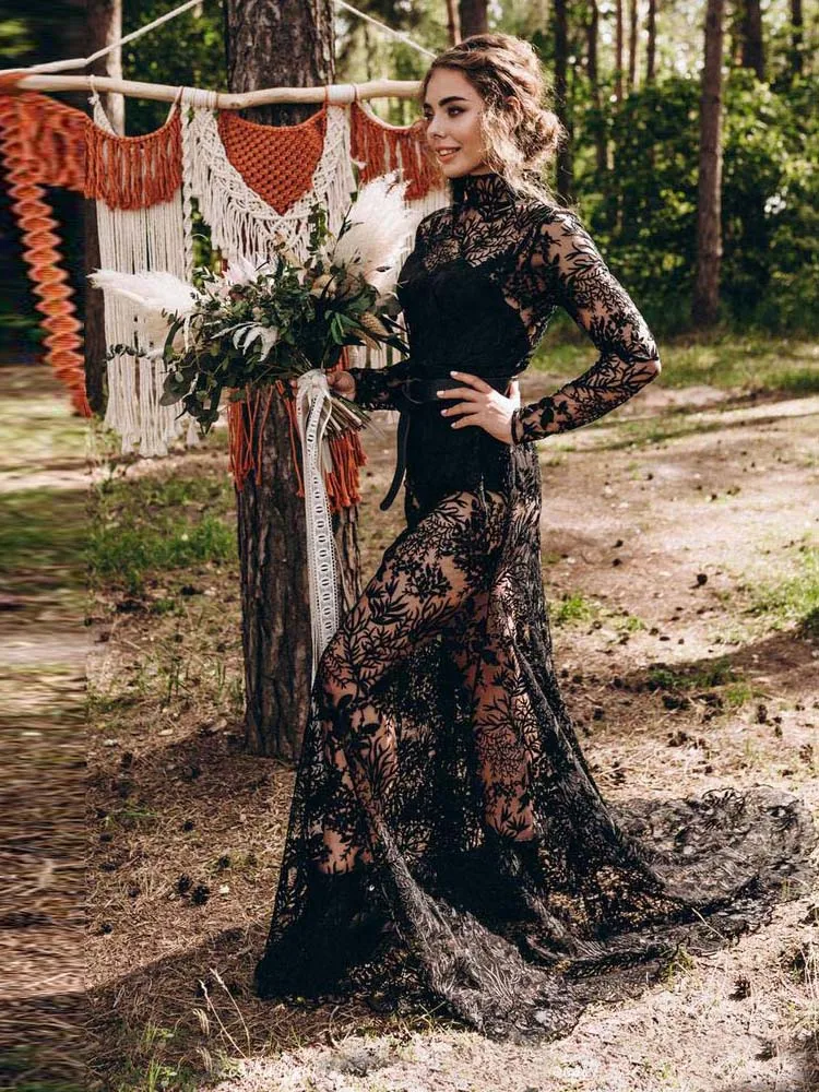 chinese dress ladies A-line Black Wedding Dress Lace Applique Wedding Dress Backless Side S