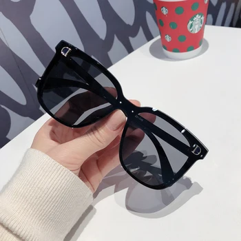 

2020 New Vintage Fashion Square Sunglasses Women Men Famous Brand Design Oversized D Letter Frame Sun Glasses For Female UV400