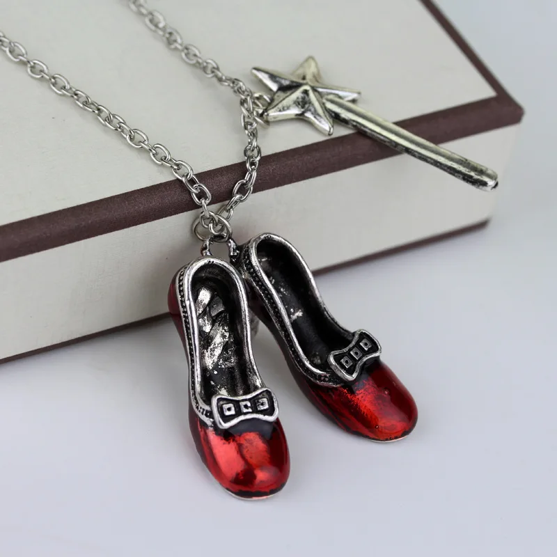 Алиса в стране чудес волшебная палочка красные стеклянные тапочки Шарм Кулон Ювелирные изделия Металл креативное ожерелье для женщин Девушка сувенир