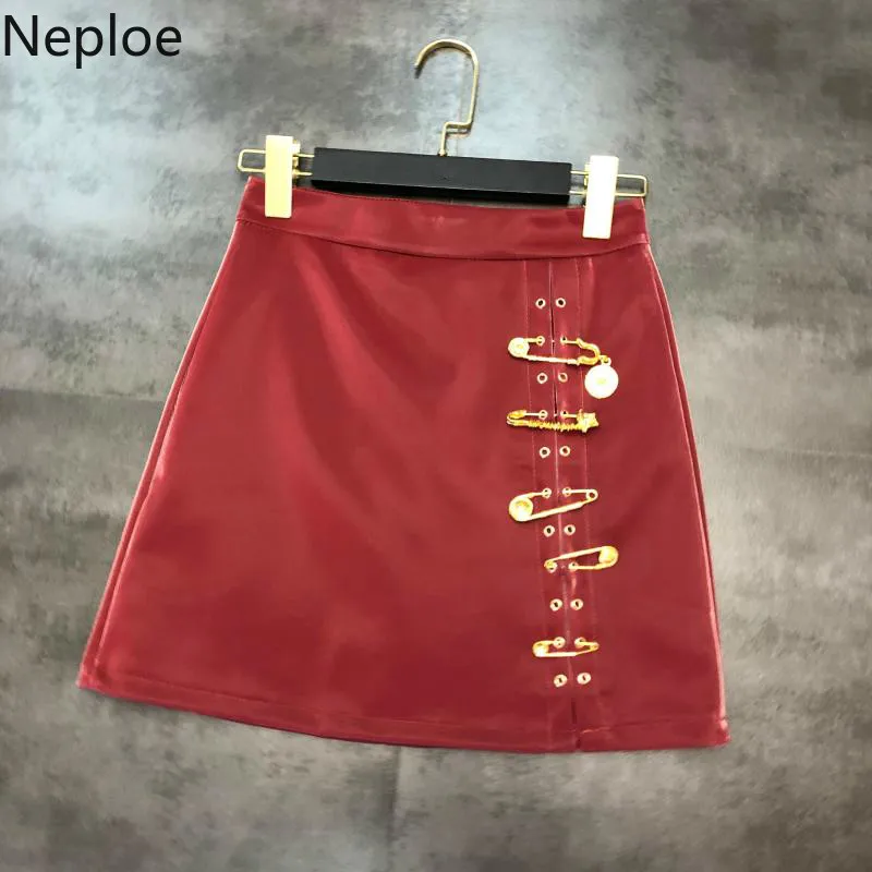 Neploe Autumn Winter New Metal Brooch Design A Line Skrit Solid High Waist Hip Jupe Femme Outwear Temperament Faldas 47598