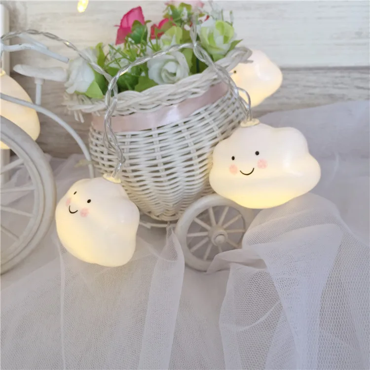 

LED Colored Lamp Flashing Light Christmas Holiday Smile Cloud Creative Modeling Lamp INS Celebrity Style GIRL'S Heart Room Decor