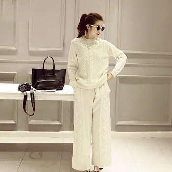 

[DEAT] 2020 autumn new Fashion round neck solid color beige knit sweater pants two piece thicken suit Women fashion tide AS1167