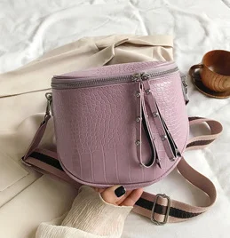 

2020 new summer casual fashion messenger bag